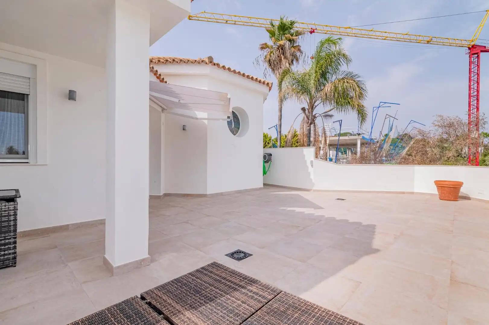Terrassa de Casa o xalet en venda en Marbella amb Aire condicionat, Calefacció i Jardí privat