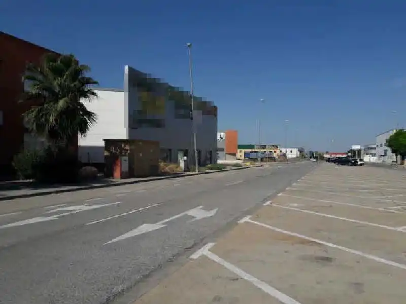 Gewerbefläche zum Verkauf in Av Espartinas, imagen 4