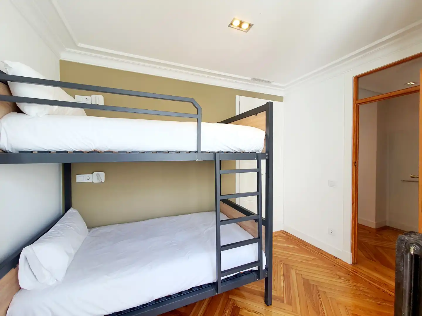 Habitación de Ático de alquiler en Madrid con Aire acondicionado, Calefacción y Terraza