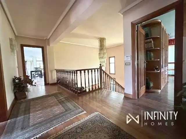 Casa o chalet en venta en Lezama con Calefacción, Jardín privado y Terraza