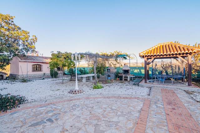 Casa-chalet en Venta en Camino 18340 en Fuente Vaqueros