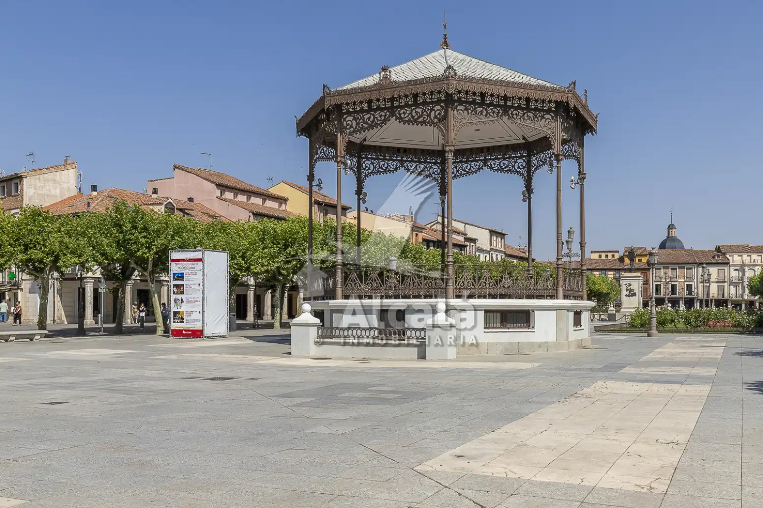 Exterior view of Houses for sale in Alcalá de Henares  with Air Conditioner, Heating and Private garden