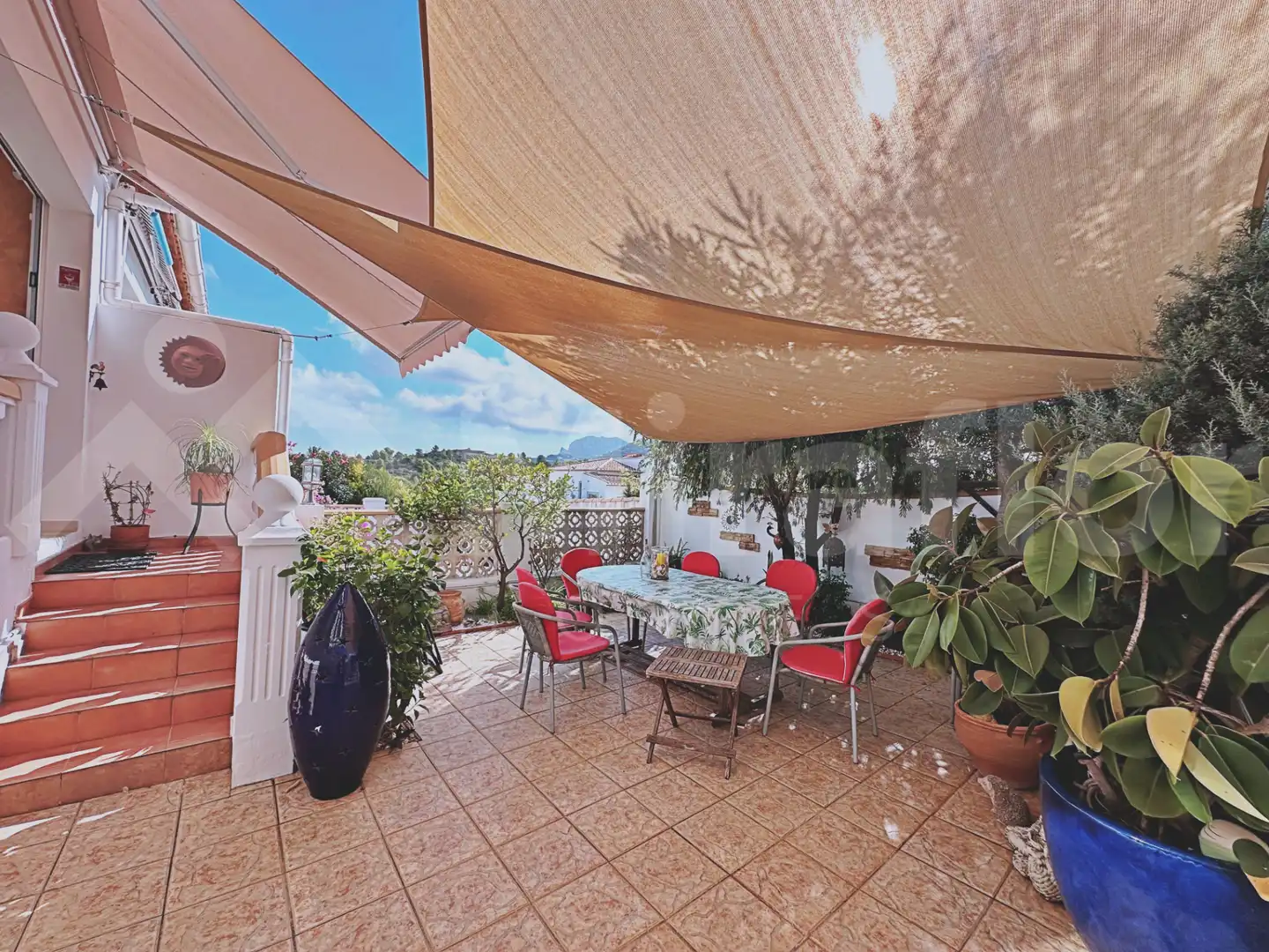 Casa aparellada amb piscina en venda a Urbanització L,almunia 1a Fase 116, imagen 3