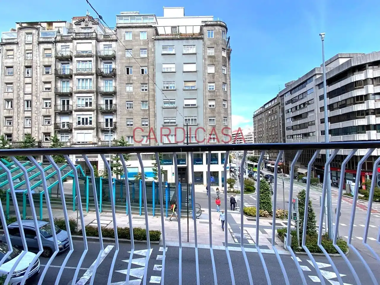 Vista exterior de Piso de alquiler en Vigo  con Calefacción, Parquet y Balcón