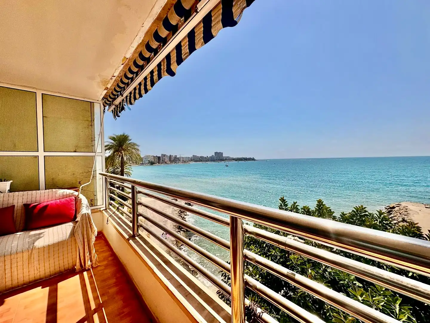 Piso con ascensor en venta en Carrer Sol Naixent, imagen 3