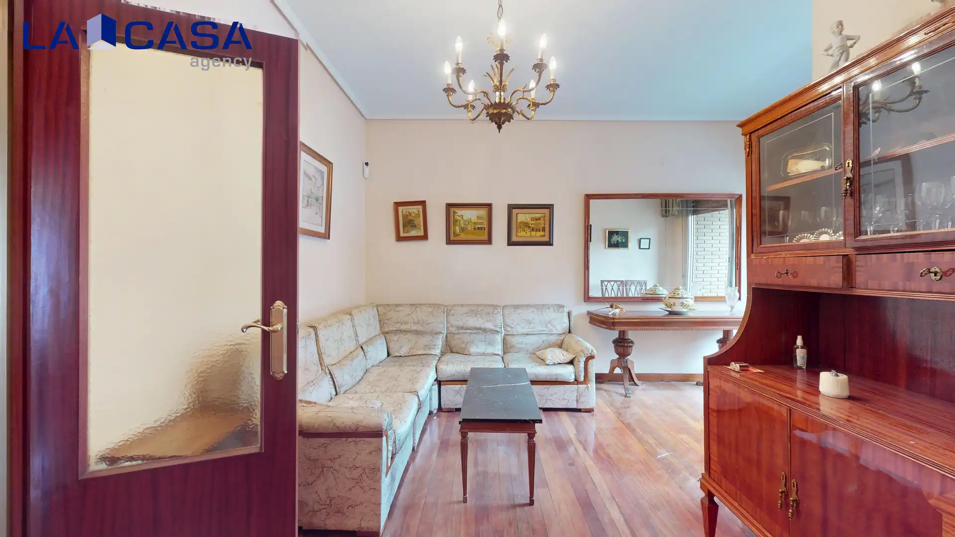 Sala d'estar de Pis en venda en Bilbao  amb Terrassa