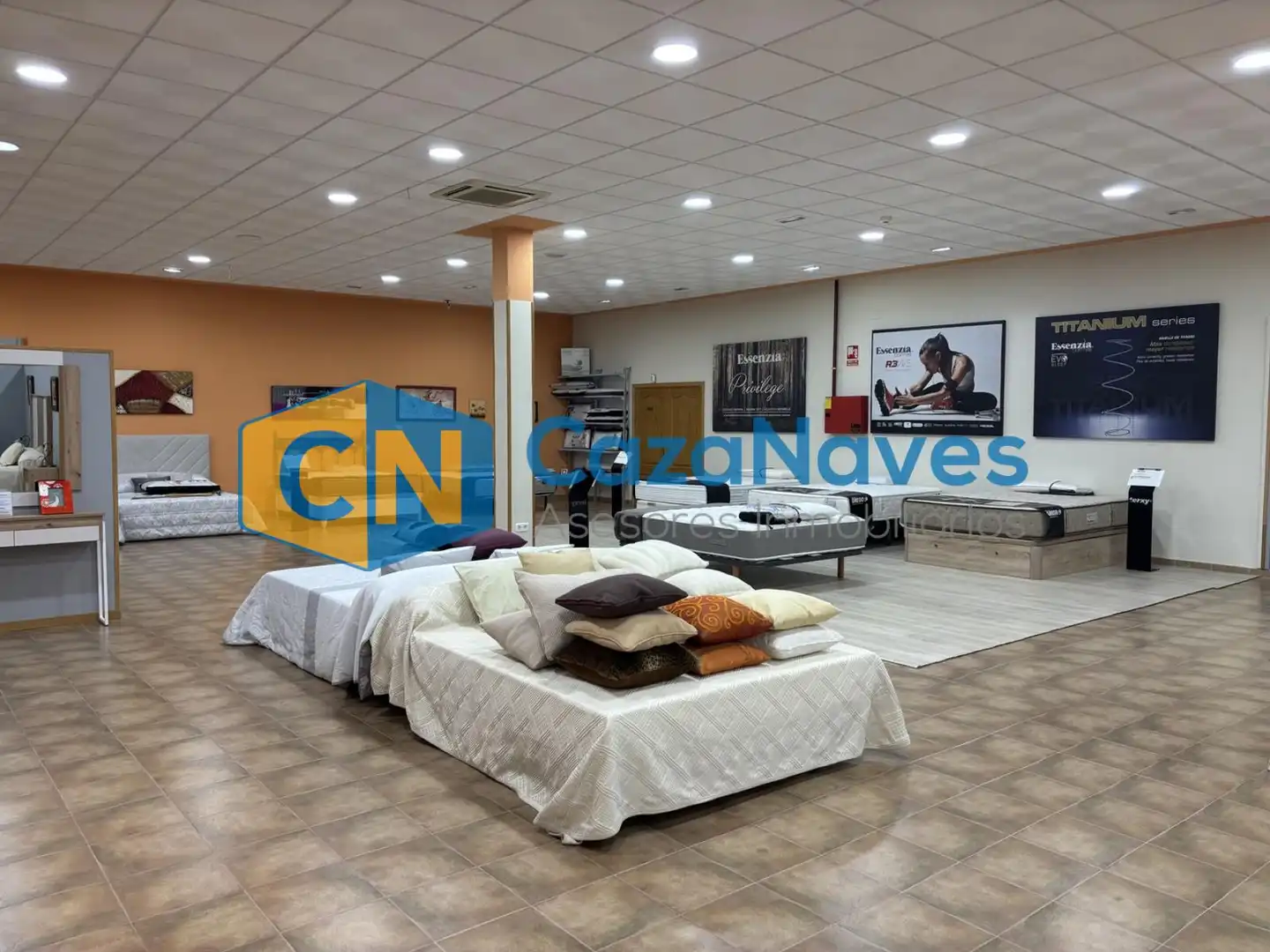 Nau industrial en venda en Yuncler
