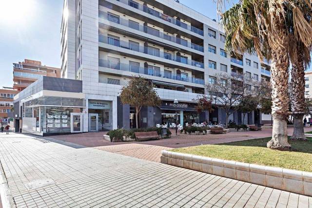 Local comercial en Alquiler en Calle Italia en San Luis