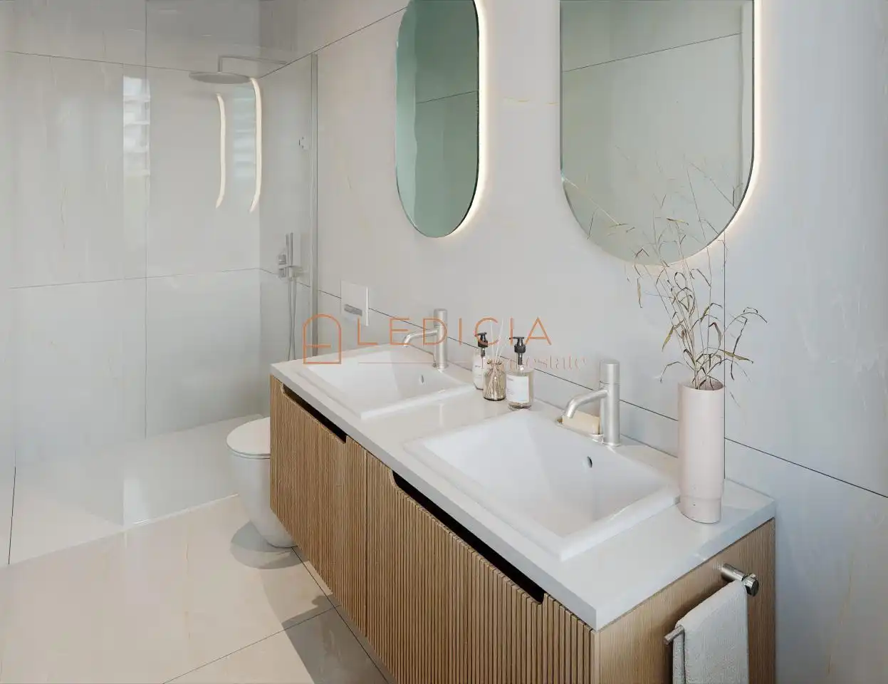 Baño de Piso en venta en Moaña con Aire acondicionado, Calefacción y Terraza