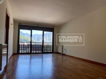 Flat with lift for sale in Carrer Pere d'Urg 10