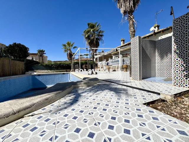 Casa-chalet en Venta en Benferri