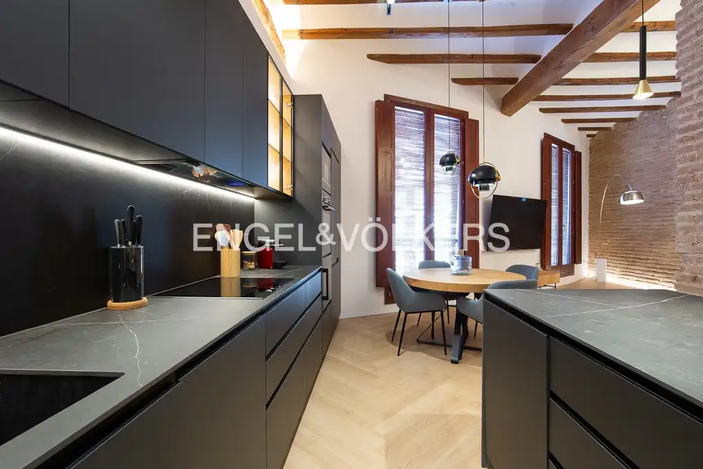 Cuina de Pis de lloguer en Valencia amb Aire condicionat, Calefacció i Parquet