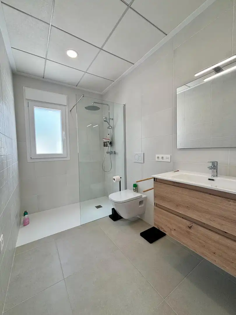 Bany de Casa o xalet en venda en Rojales amb Jardí privat i Piscina