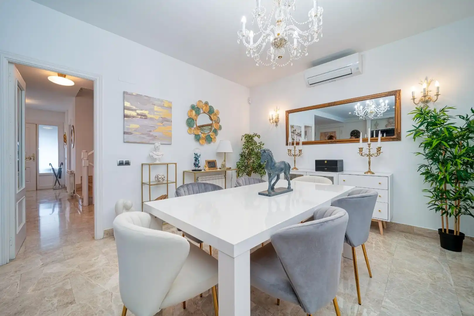 Comedor de Casa o chalet de alquiler en Pozuelo de Alarcón con Calefacción, Jardín privado y Terraza
