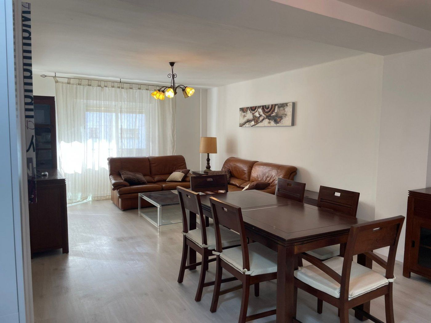 Sala de estar de Apartamento de alquiler en Cáceres Capital con Aire acondicionado y Calefacción