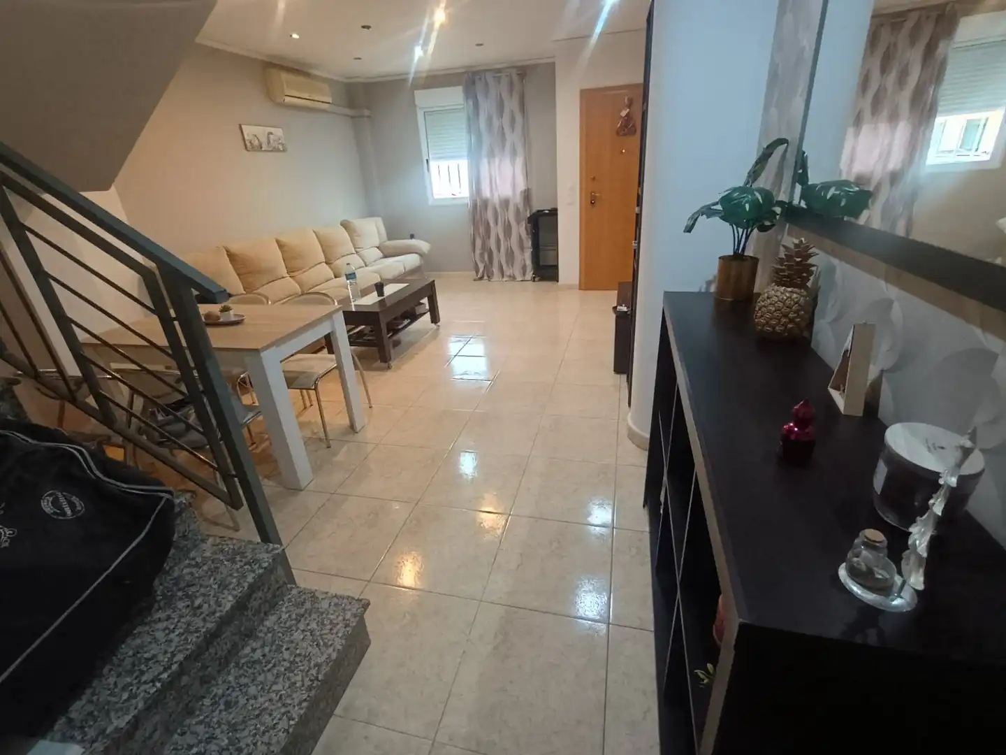 Dúplex en venta en La Pobla Llarga con Aire acondicionado, Calefacción y Trastero