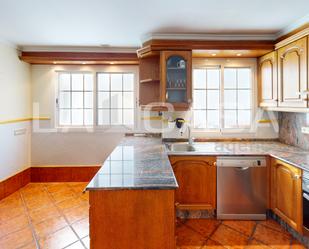 Kitchen of Flat for sale in  Valencia Capital  with Air Conditioner, Terrace and Furnished