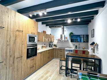 Semi-detached house with balcony for sale in Poble Nou
