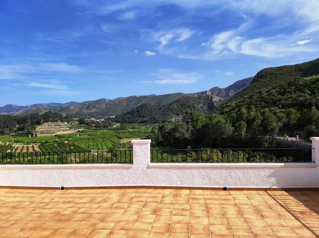 Terrassa de Casa o xalet en venda en L'Atzúbia amb Jardí privat, Terrassa i Traster