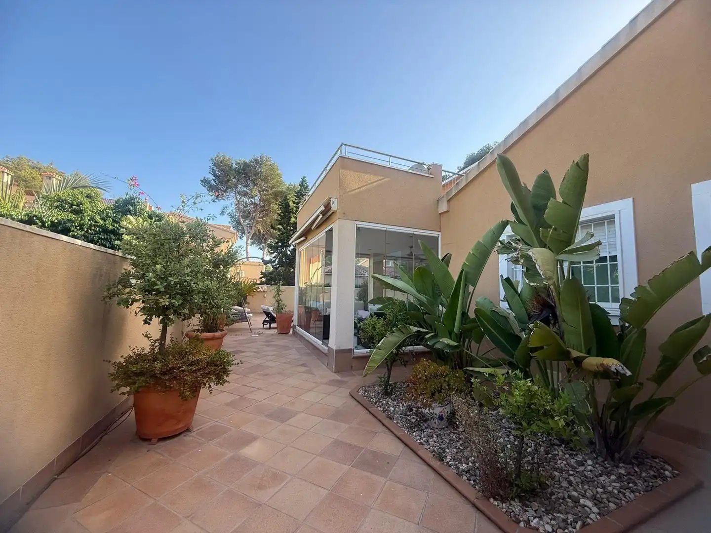 Jardí de Finca rústica en venda en Orihuela amb Jardí privat, Piscina i Piscina comunitària