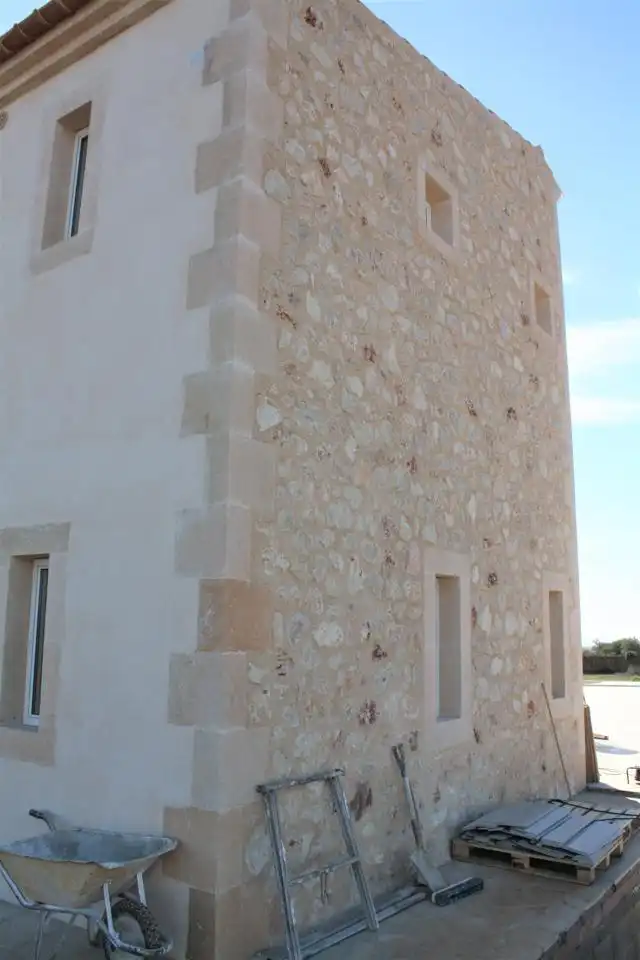 Vista exterior de Finca rústica en venda en Santanyí amb Aire condicionat, Calefacció i Jardí privat