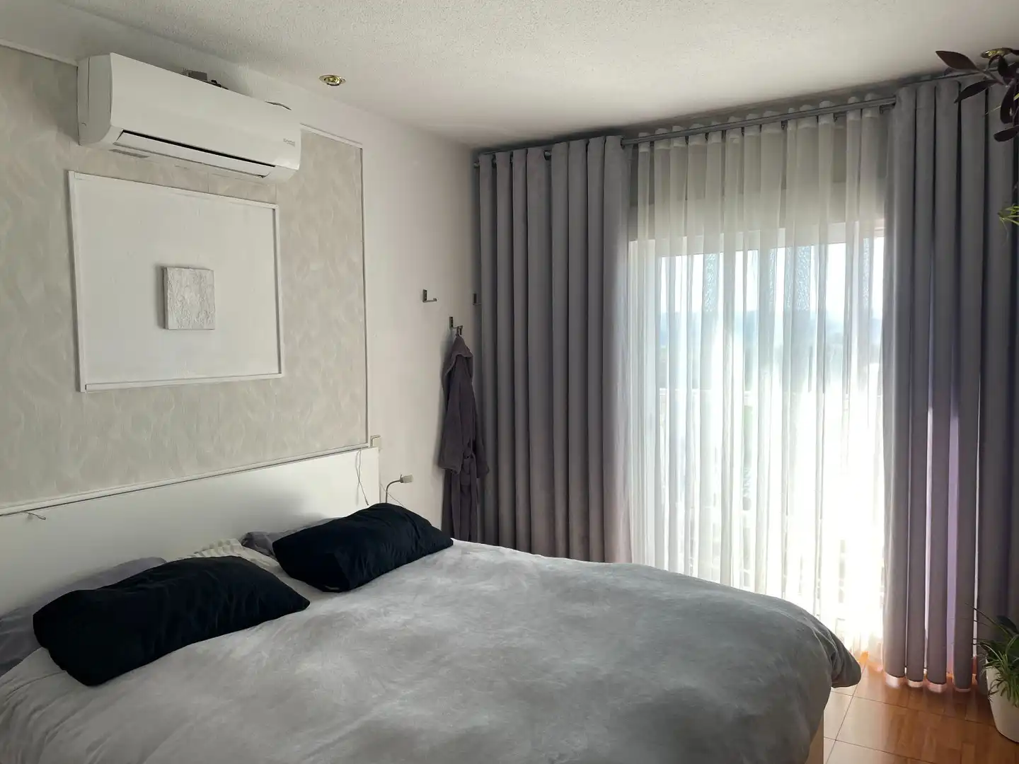 Habitación de Casa o chalet en venta en Colmenar de Oreja con Aire acondicionado, Calefacción y Jardín privado