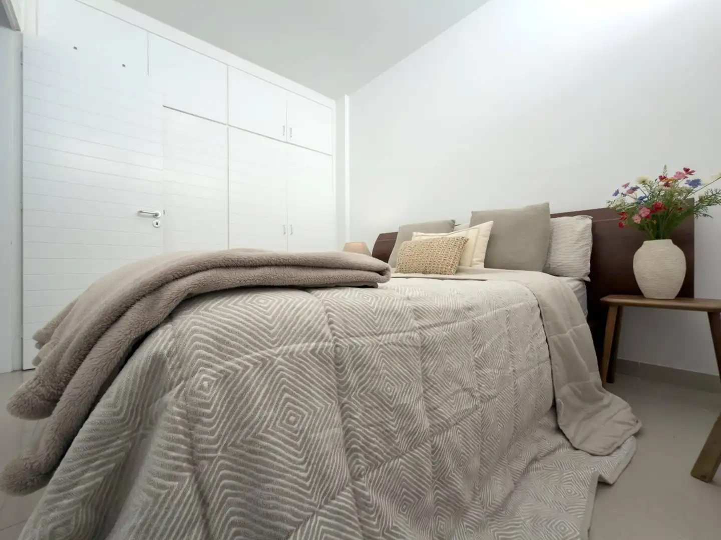 Dormitori de Apartament en venda en San Cristóbal de la Laguna amb Jardí privat, Terrassa i Piscina comunitària