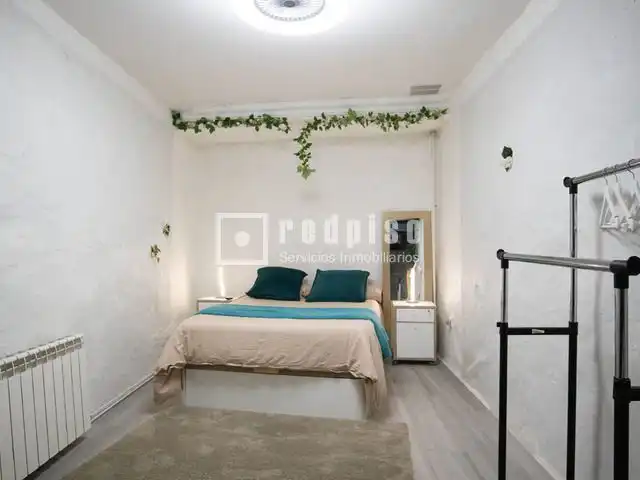 Habitación de Piso en venta en Madrid con Calefacción y Amueblado