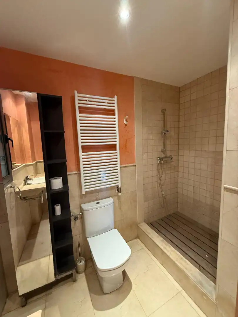 Baño de Piso en venta en Llinars del Vallès con Calefacción, Horno y Balcón