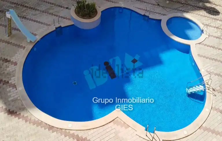 Piscina de Apartamento en venta en Cullera con Calefacción, Terraza y Amueblado