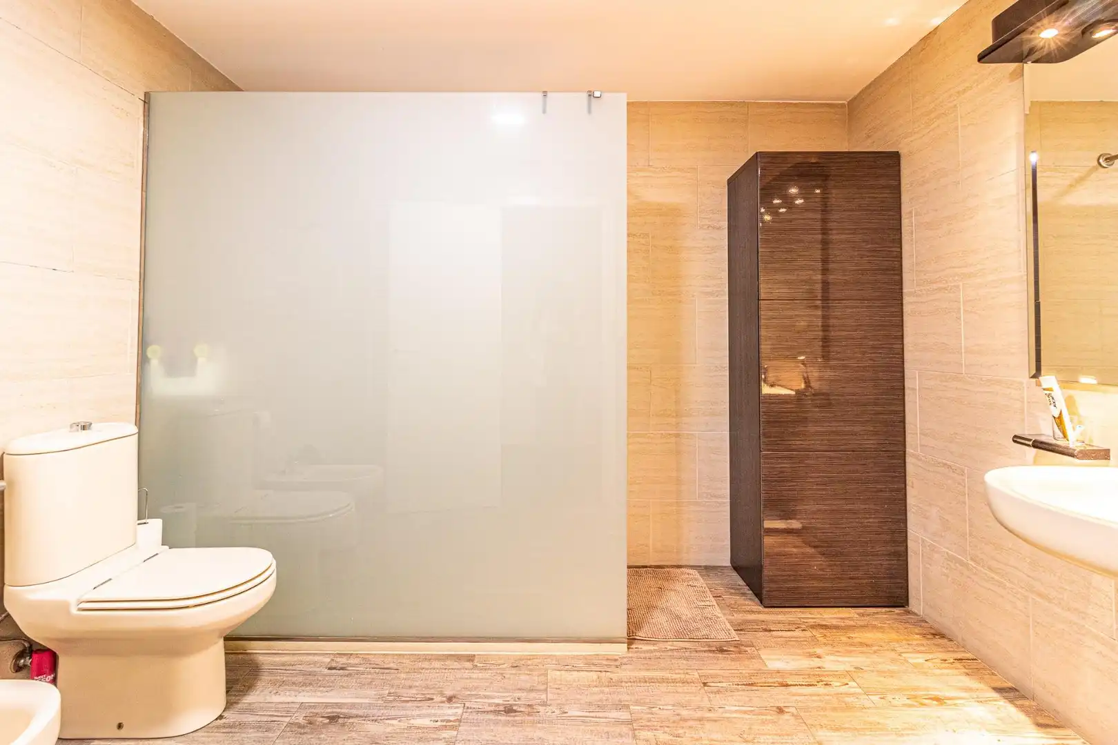 Baño de Casa adosada en venta en Carlet con Aire acondicionado, Trastero y Alarma