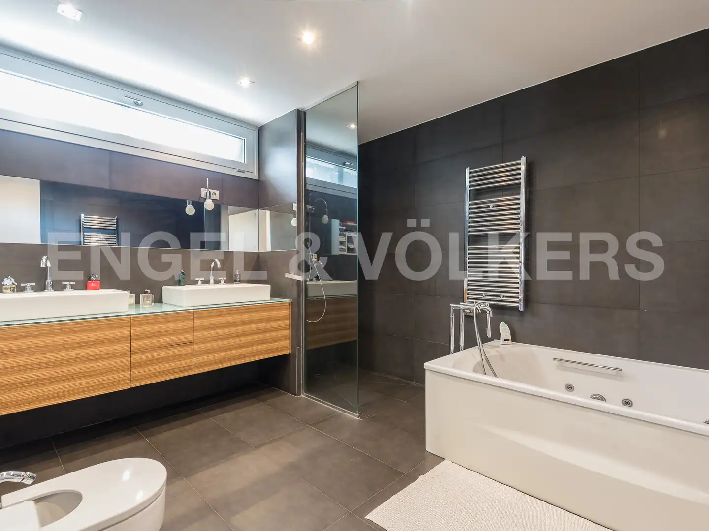 Baño de Casa o chalet en venta en Barcelona con Aire acondicionado, Calefacción y Jardín privado