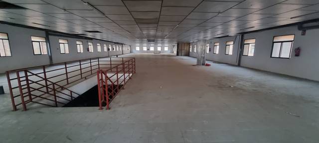 Nave industrial en Alquiler en El Plantinar – Avda. La Paz - El Juncal