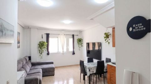 Foto 3 de Apartamento en venta en San Isidro, Granadilla de Abona