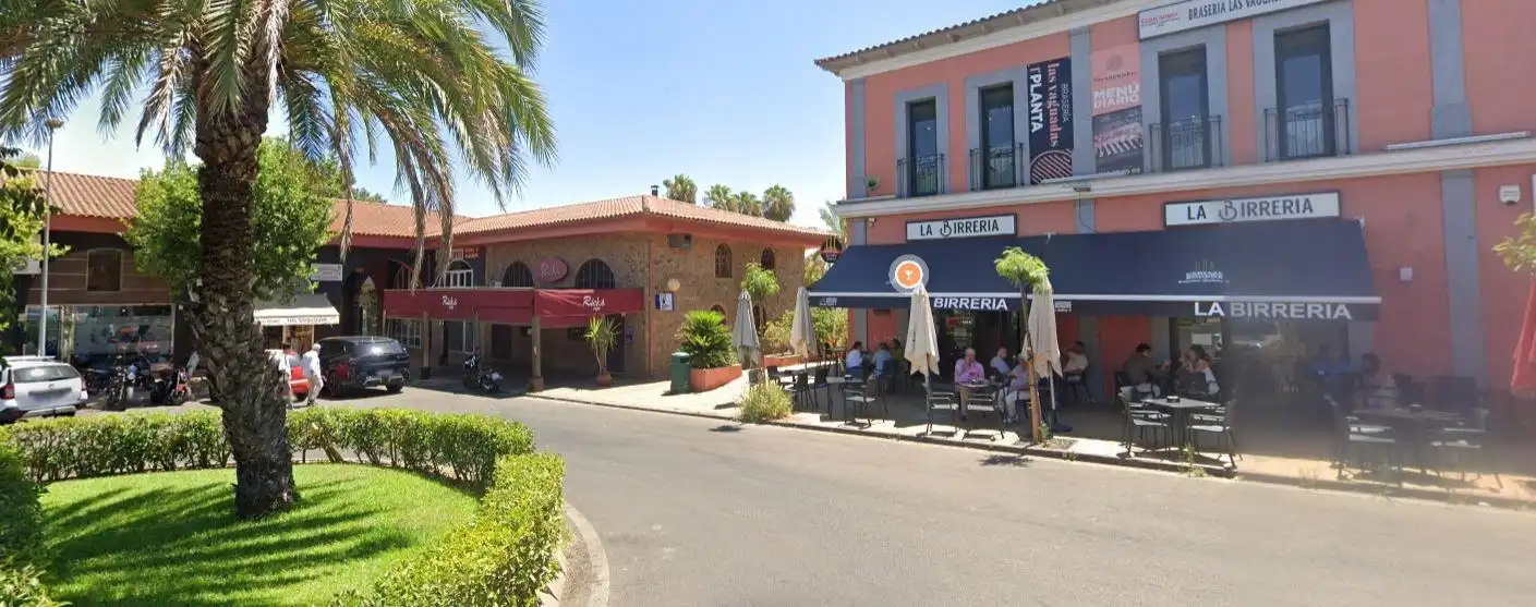Local de alquiler en Badajoz, Badajoz
