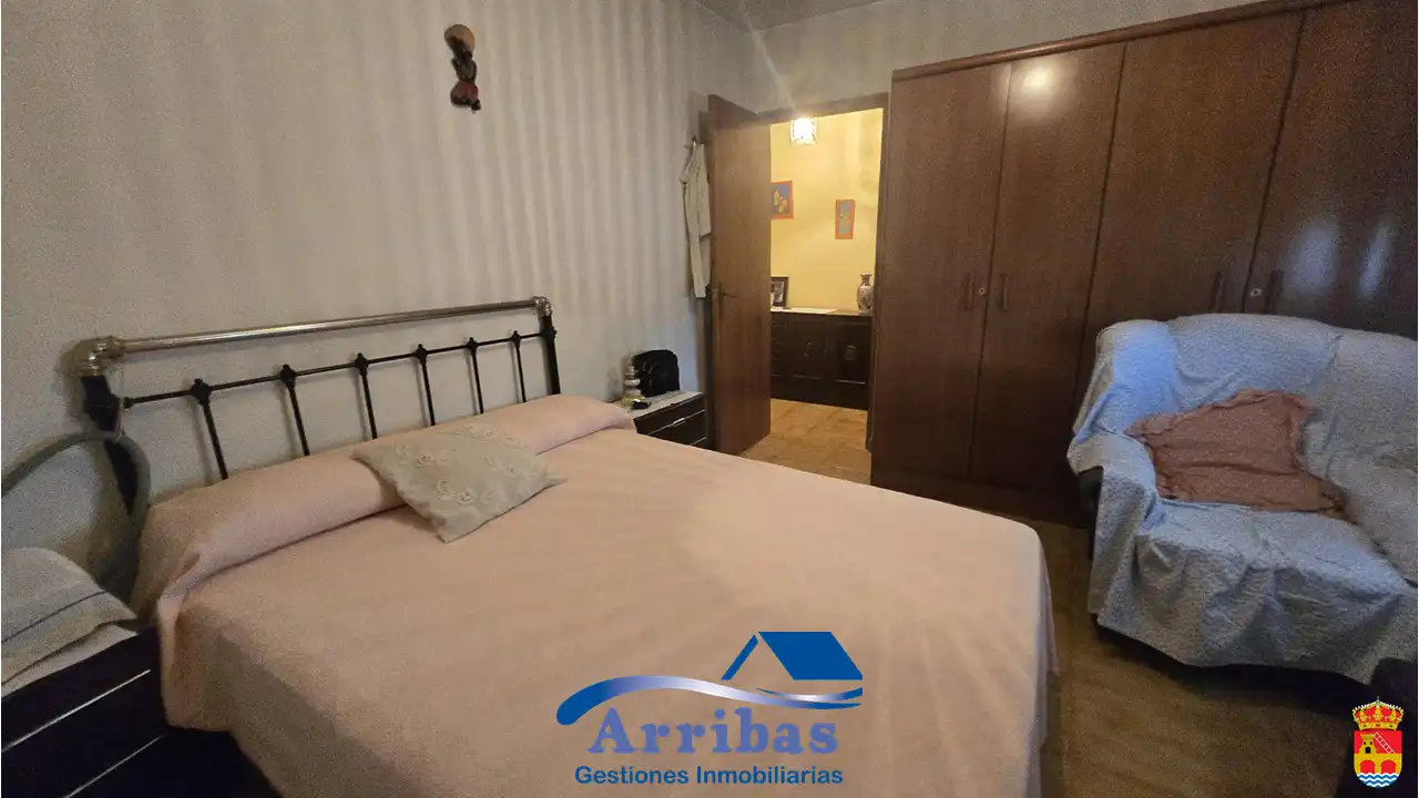 Habitación de Casa o chalet en venta en Escalona con Calefacción, Jardín privado y Terraza