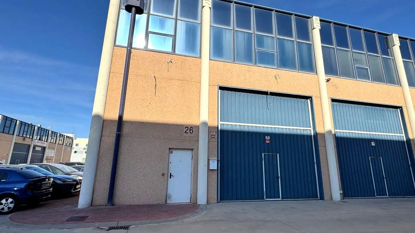 Nau industrial de lloguer a Calle Tales de Mileto, imagen 16