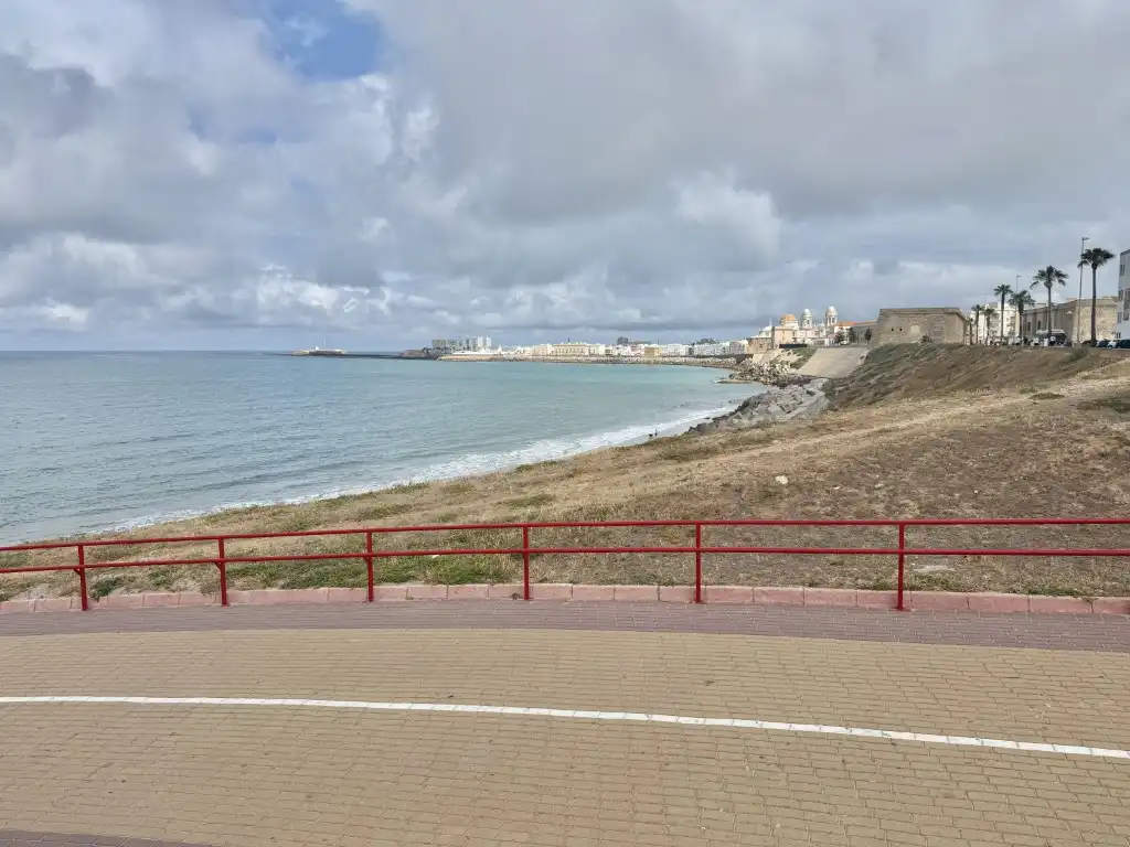 Außenansicht von Wohnung zum Verkauf in Cádiz