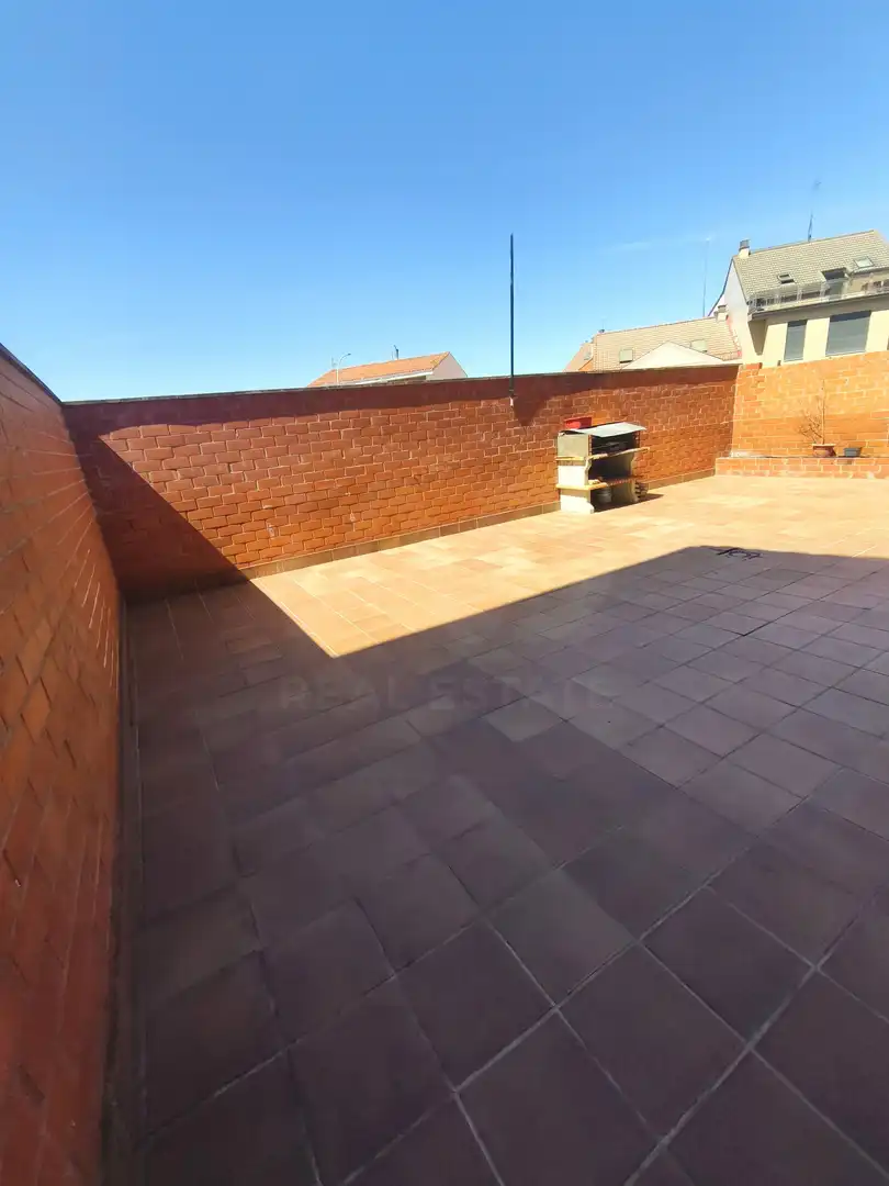 Terraza de Piso en venta en León Capital  con Calefacción y Terraza