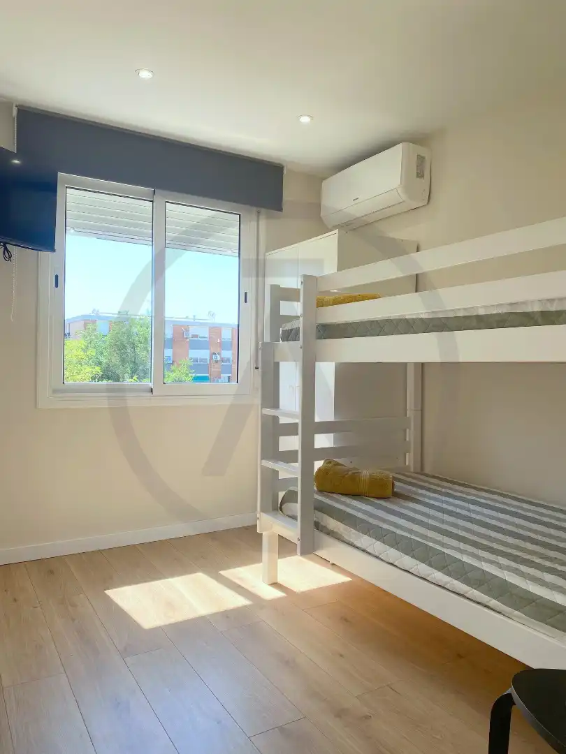 Habitación de Piso en venta en Terrassa con Aire acondicionado, Calefacción y Parquet