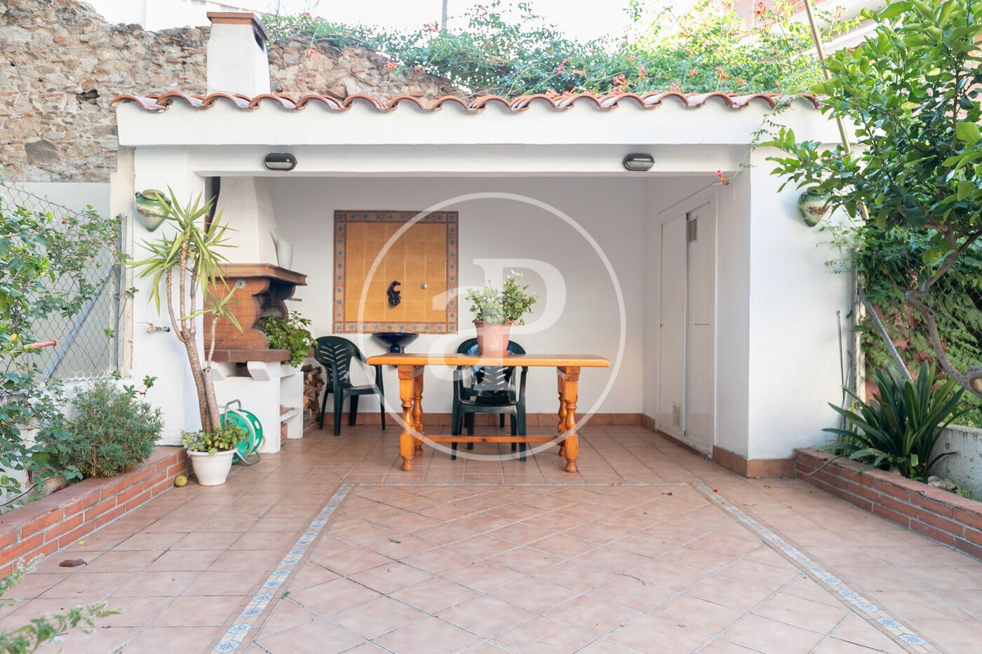 Terrace of Single-family semi-detached for sale in  Barcelona Capital  with Air Conditioner, Heating and Private garden