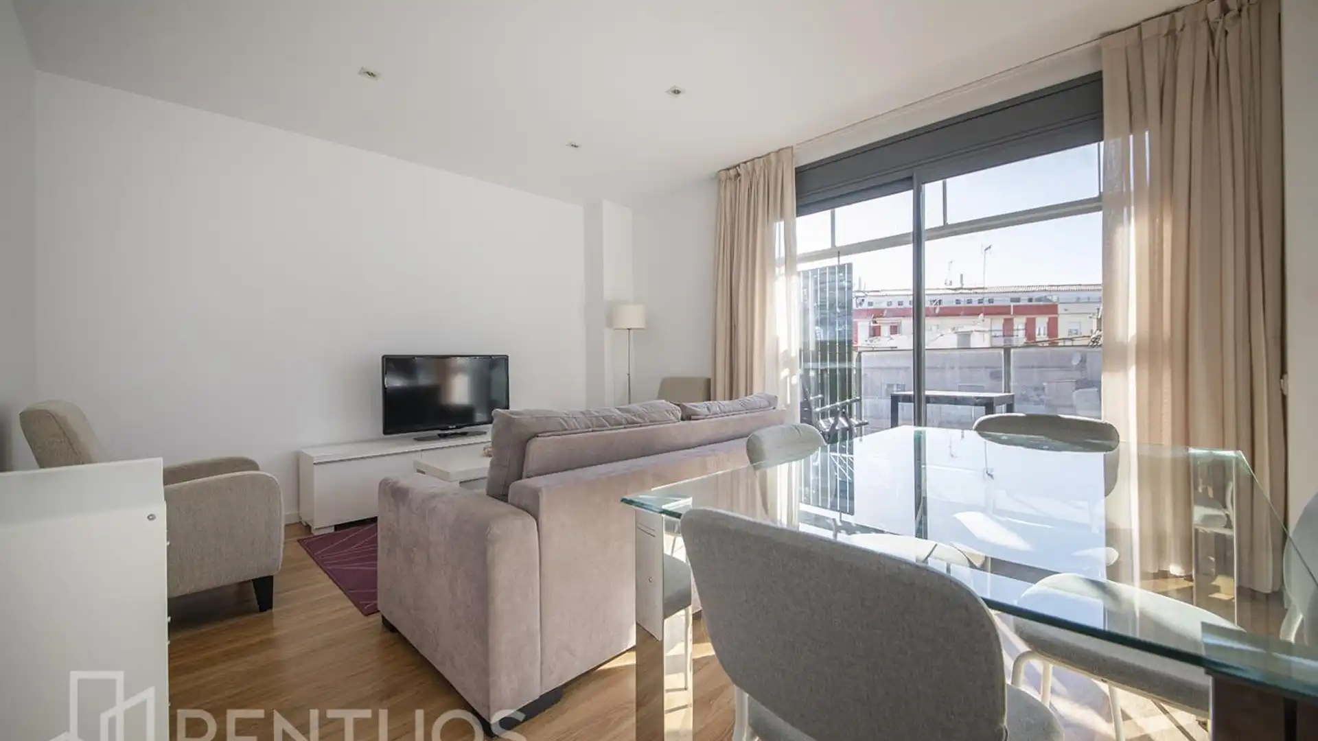 Flat for rent in Carrer dels Països Catalans, Roses - Castellbell