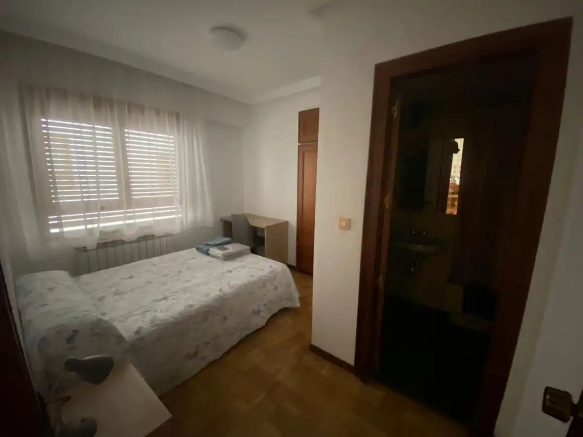 Schlafzimmer von Wohnung zur Miete in Palencia mit Klimaanlage, Heizung und Möbliert