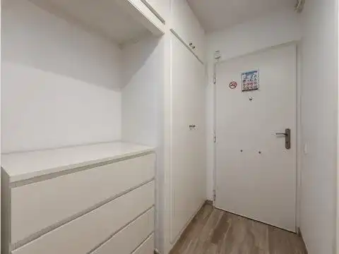 Habitación de Apartamento en venta en Roquetas de Mar con Jardín privado y Piscina comunitaria