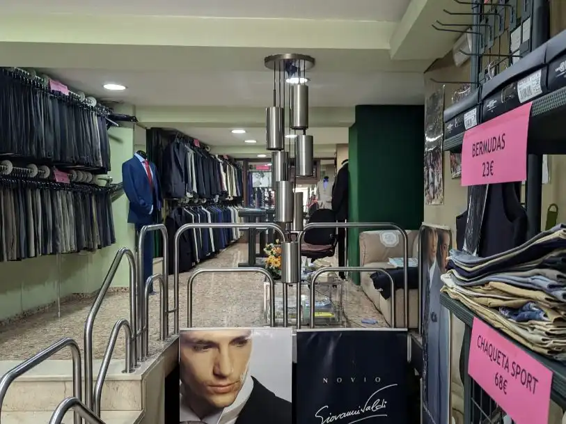 Local comercial en venda a Julio Cervera 11, imagen 3