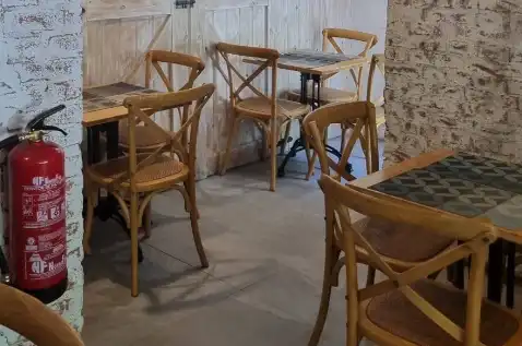 Local de alquiler en Castellana