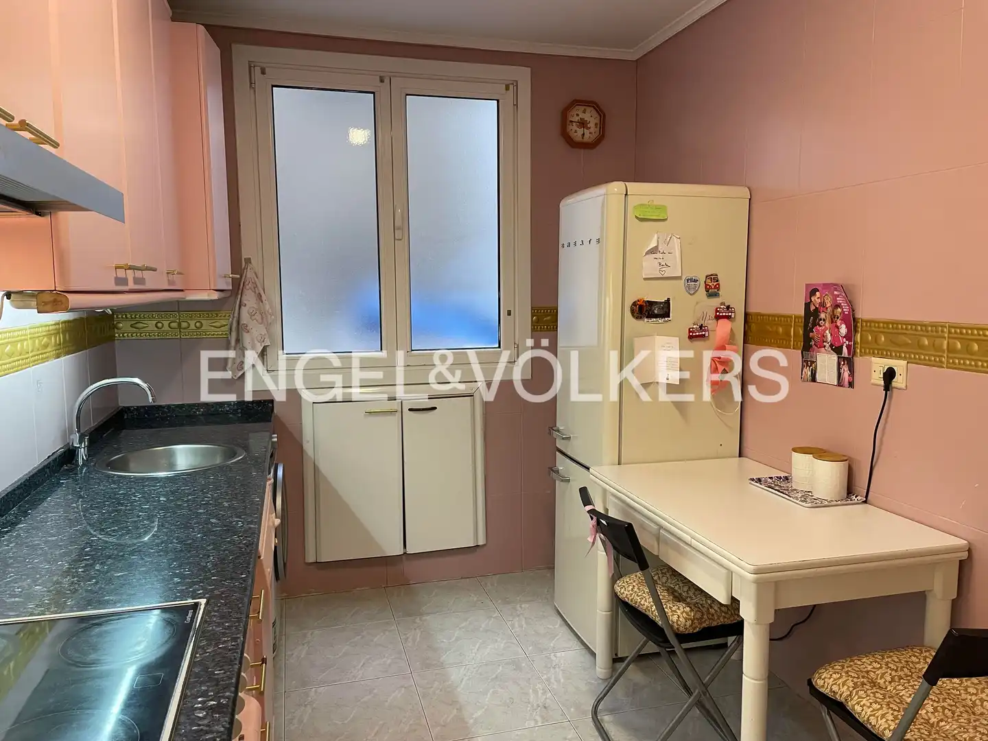Cocina de Piso en venta en Getxo  con Calefacción