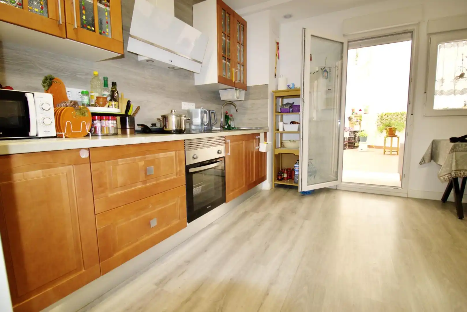 Kitchen of Apartments for sale in Elche / Elx  with Terrace, Storage room and Furnished