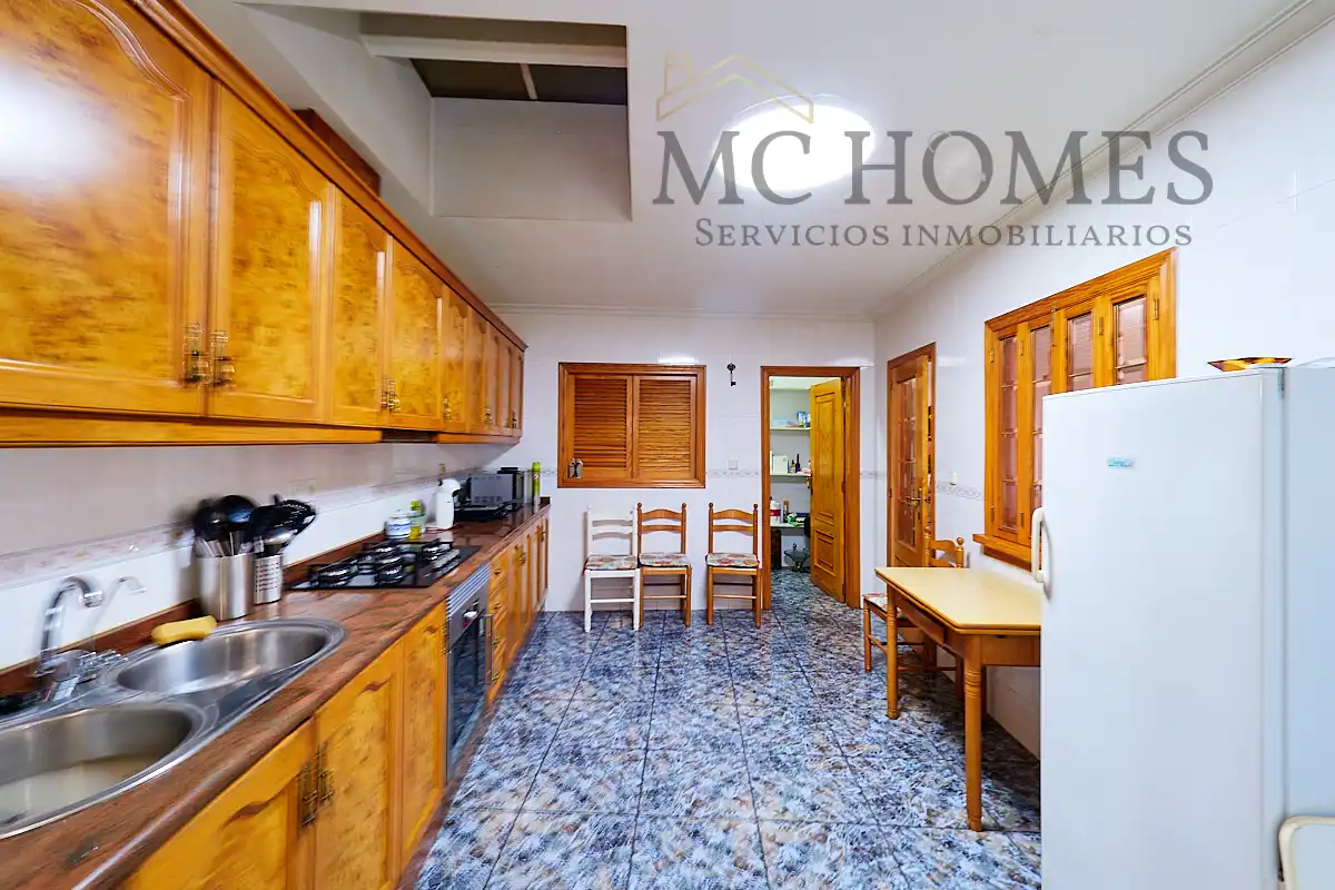 House with terrace for sale in Calle de Atanagildo, imagen 14