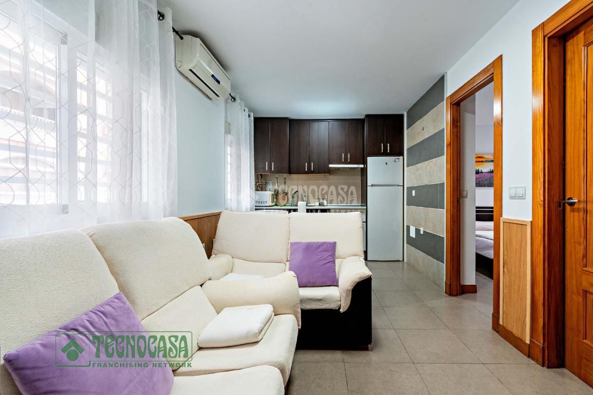 Bedroom of Flat for sale in Roquetas de Mar  with Furnished